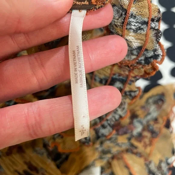 Free People Mesh Floral Ruffle Long Sleeve Top, Sz Small - Picture 8 of 8